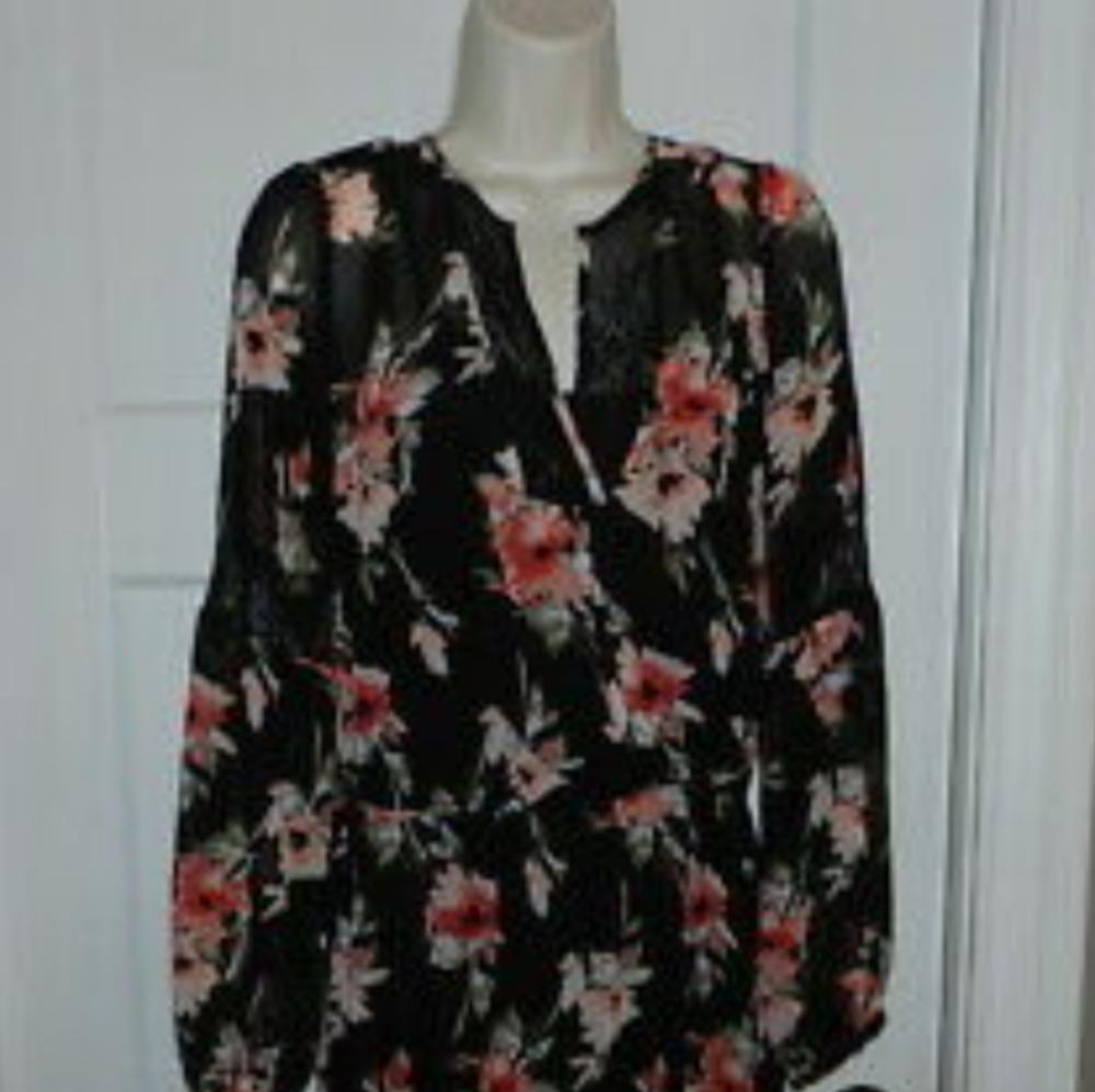 White House Black market floral dress with lace size 2